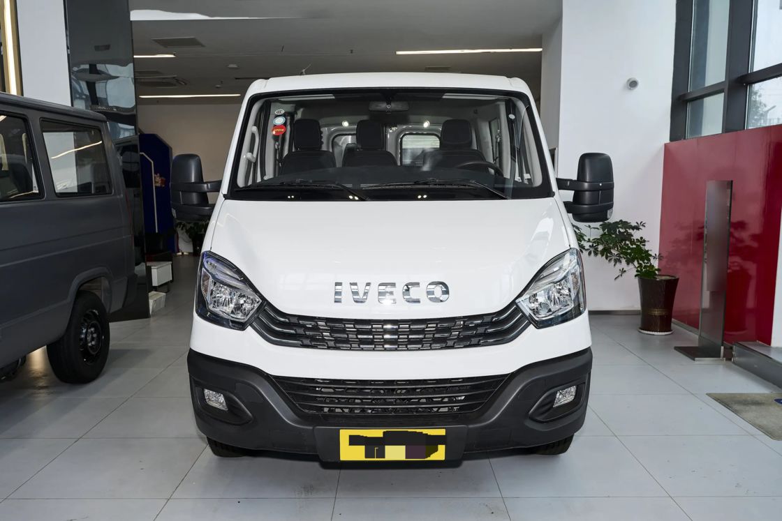 সাশ্রয়ী মূল্যের নতুন মহাসাগর মিনিভ্যান 2024 2.0T ডিজেল 146 এইচপি ইউরো 6 পারিবারিক মিনিভ্যান রপ্তানির জন্য