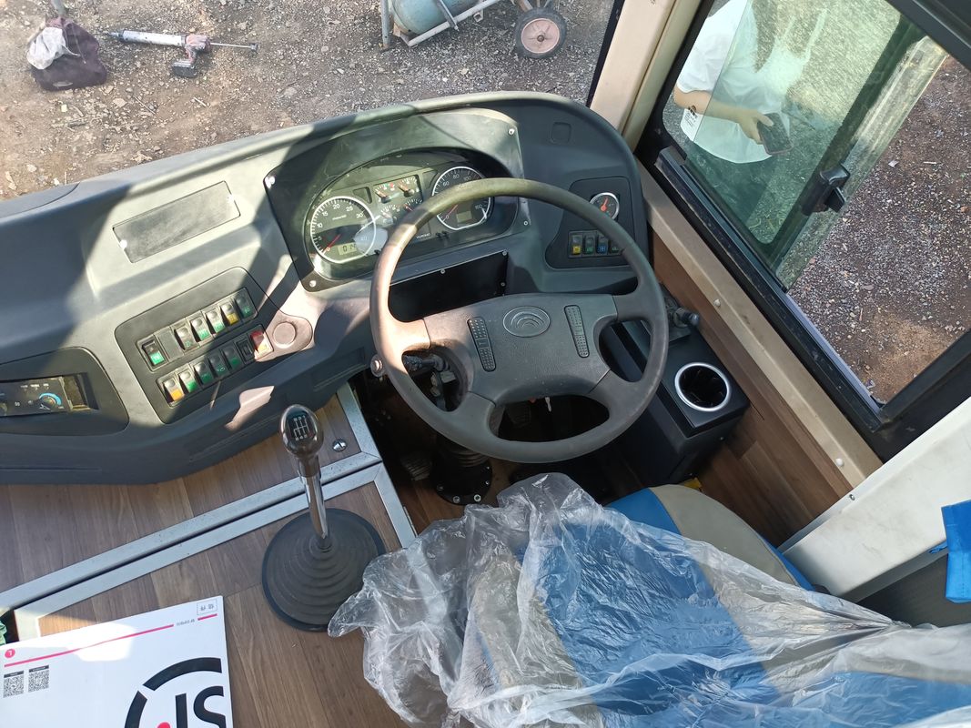 ZK6102D ইউটং ব্যবহৃত যাত্রী বাস ২০২০ ৫৭-সিটার ২+৩ বিন্যাস একটি দরজা ডান-হ্যান্ড ড্রাইভ বিলাসবহুল বাস