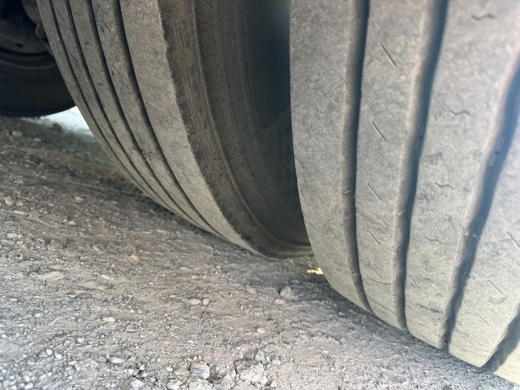 ZK6110 ইউটোং ব্যবহৃত যাত্রীবাহী বাস 2020 56-সিটার 2 + 3 বিন্যাস দুই দরজা বাম-হ্যান্ড ড্রাইভ বিলাসবহুল বাস