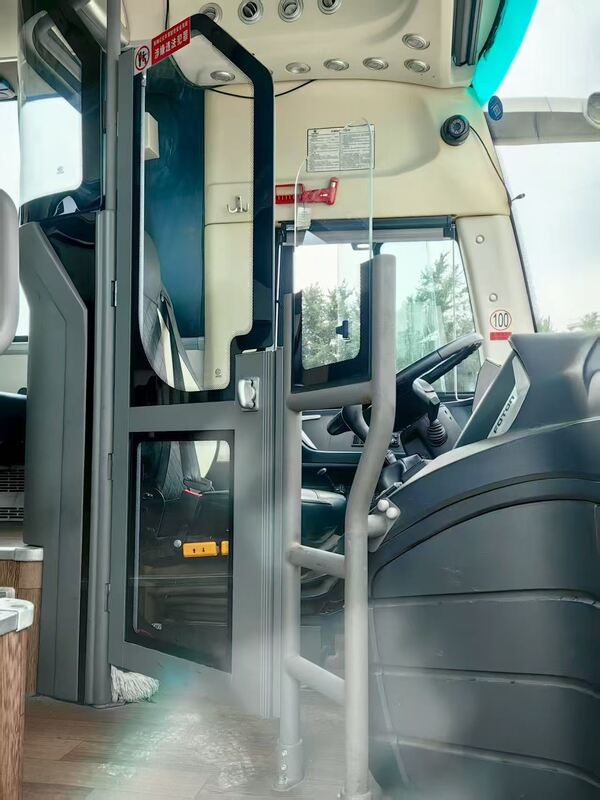 ব্যবহৃত ডিজেল ফোটন বাস ৫০ সিটার লিফস্প্রিং যাত্রী সাধারণ স্কুল বিমানবন্দর চার্চ কোচ বাস