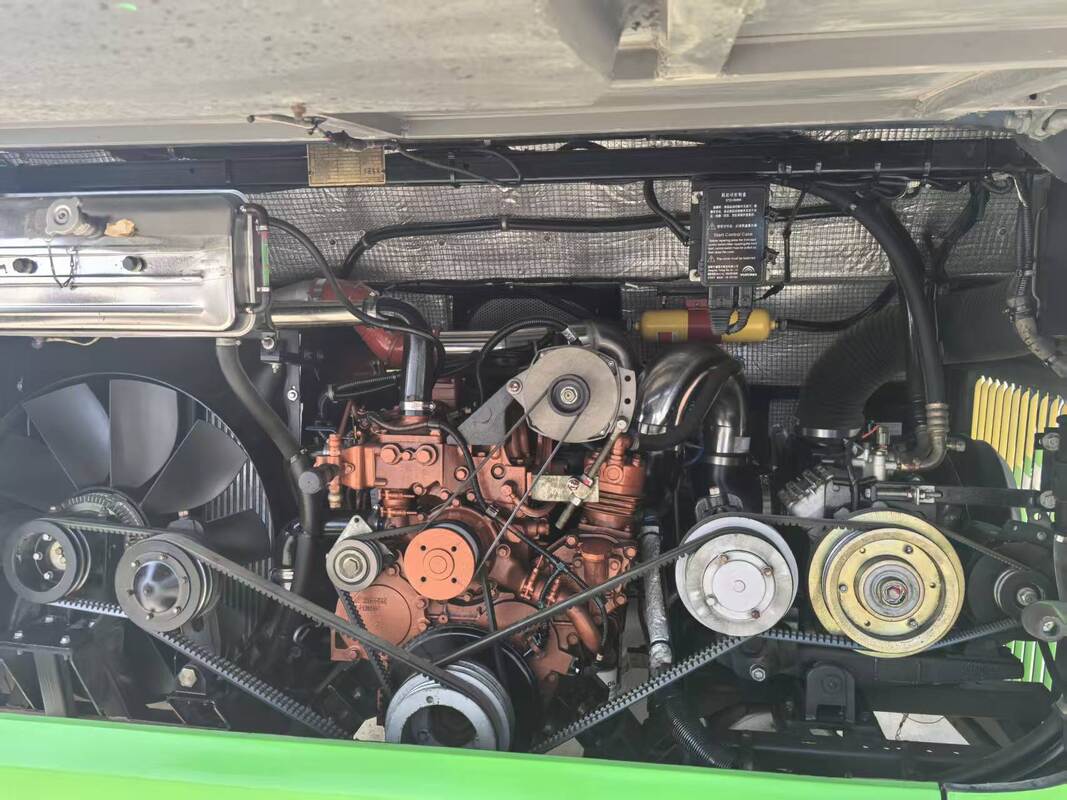 ব্যবহৃত ডিজেল/সিএনজি সিটি বাস ইউটং এলএইচডি সিটি ট্রানজিট বাস, দ্বিতীয় হ্যান্ড পাবলিক ট্রান্সপোর্টেশন বাস