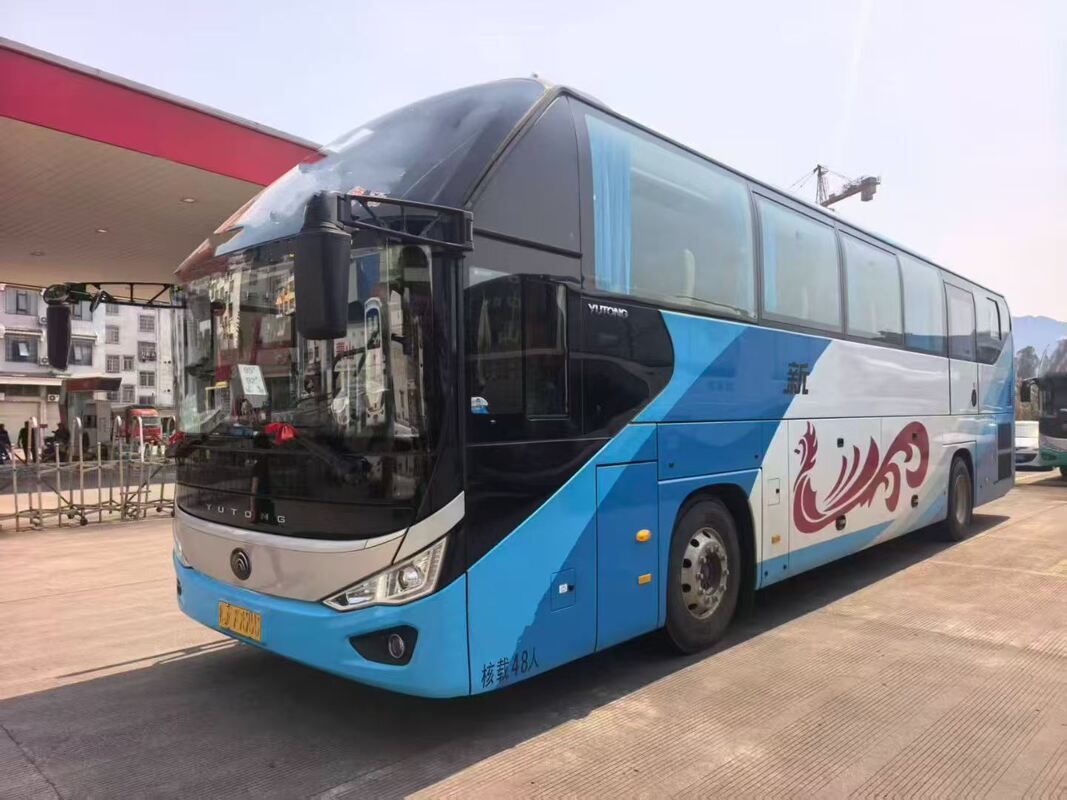 ব্যবহৃত বাস বাস Yutong Zk6128 Weichai 375hp ইউরো 5 পাতার বসন্ত 48 আসন লক্স পরিবহন এয়ার কন্ডিশনার সঙ্গে Shuttle বা দীর্ঘ দূরত্বের জন্য