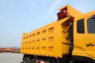 DONGFENG ব্র্যান্ড ব্যবহৃত ডাম্প ট্রাক B210 33 ইঞ্জিনের সাথে 85 কিলোমিটার / এইচ সর্বোচ্চ গতি