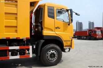 DONGFENG ব্র্যান্ড ব্যবহৃত ডাম্প ট্রাক B210 33 ইঞ্জিনের সাথে 85 কিলোমিটার / এইচ সর্বোচ্চ গতি