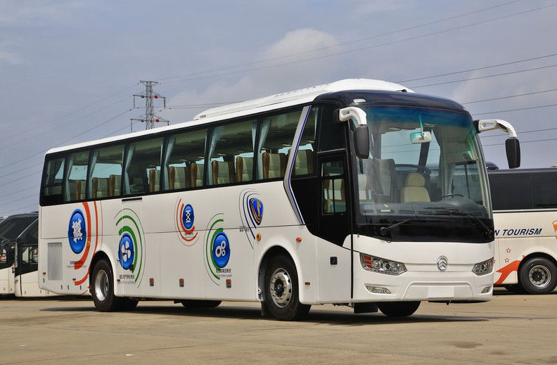 47 আসন ব্যবহৃত কোচ বাস গোল্ডেন ড্রাগন ব্র্যান্ড ডিজেল ইউরো তৃতীয় স্ট্যান্ডার্ড 2012 বছর