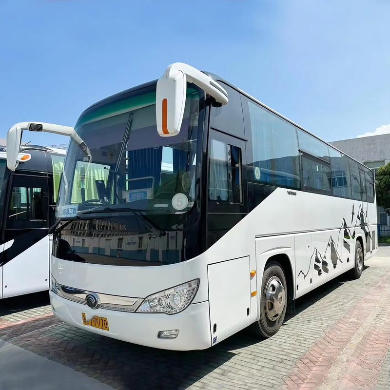 বিক্রয়ের জন্য Yutong ZK6110 51 সিটার সামান্য ব্যবহৃত কোচ বাস LHD ম্যানুয়াল ইউরো 3 ডিজেল ইঞ্জিন