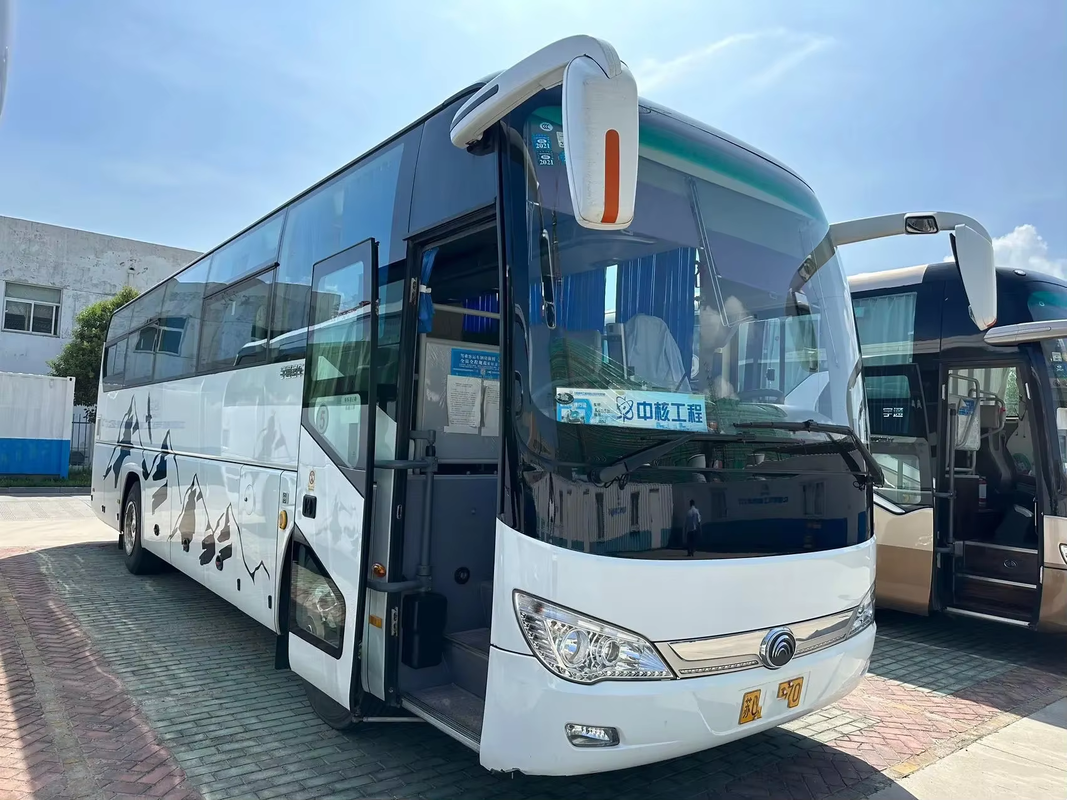 বিক্রয়ের জন্য Yutong ZK6110 51 সিটার সামান্য ব্যবহৃত কোচ বাস LHD ম্যানুয়াল ইউরো 3 ডিজেল ইঞ্জিন