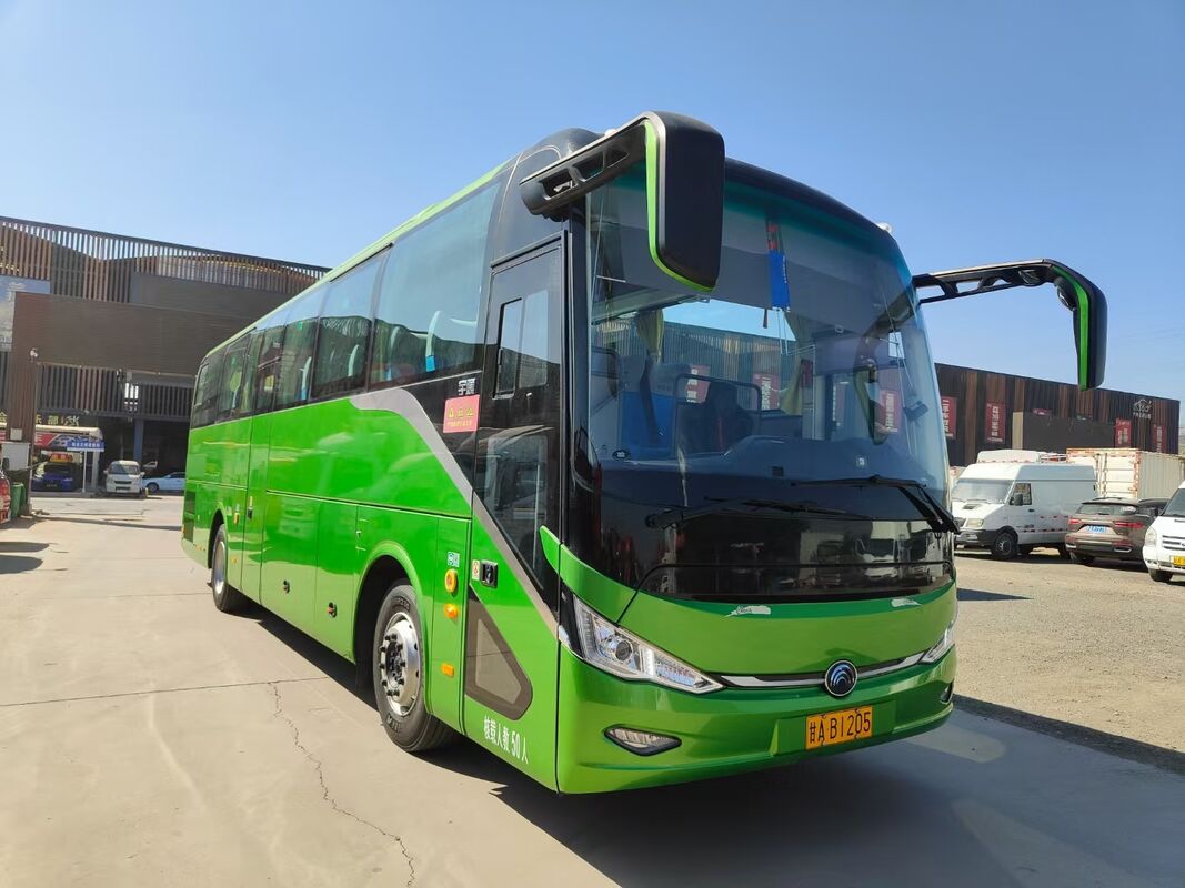 বিক্রয়ের জন্য ব্যবহৃত ইউটং ZK6117 বাস ওয়েইচাই ডিজেল ইঞ্জিন ডাবল ডোর ৫০ সিট লাক্সারি ট্যুর কোচ LHD
