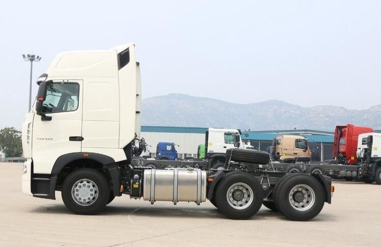 HOWO T7H ব্যবহৃত হেভি ডিউটি ​​ট্রাক 6x4 A/C 397kW ইঞ্জিন শক্তি সহ ড্রাইভ