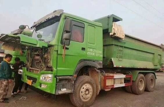 ইউরো IV 340HP মোটর ব্যবহৃত 6x4 ড্রাইভের সাথে ব্যবহৃত ডাম্প ট্রাক