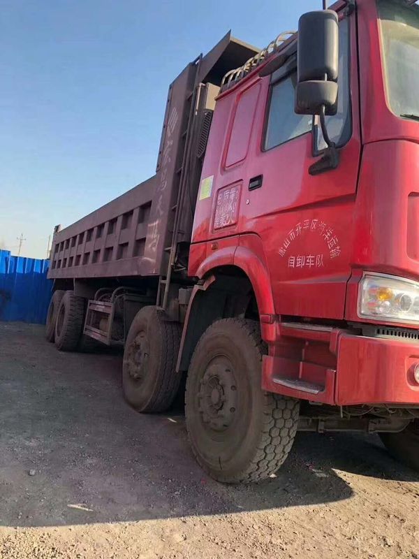 Howo 8x4 ব্যবহৃত ডাম্প ট্রাক 12 চাকা 30-40 টন সুন্দর সঙ্গে কোন ক্ষতি খুঁজছেন