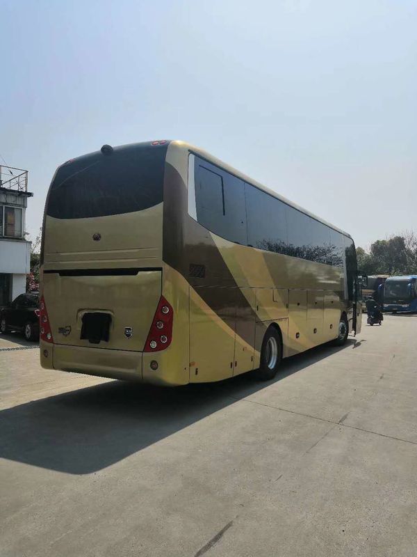 ২013 সালে ব্যবহৃত ইউটং বাস 59 সেটার এক স্তর এবং অর্ধ বাম হাতের স্টিয়ারিং