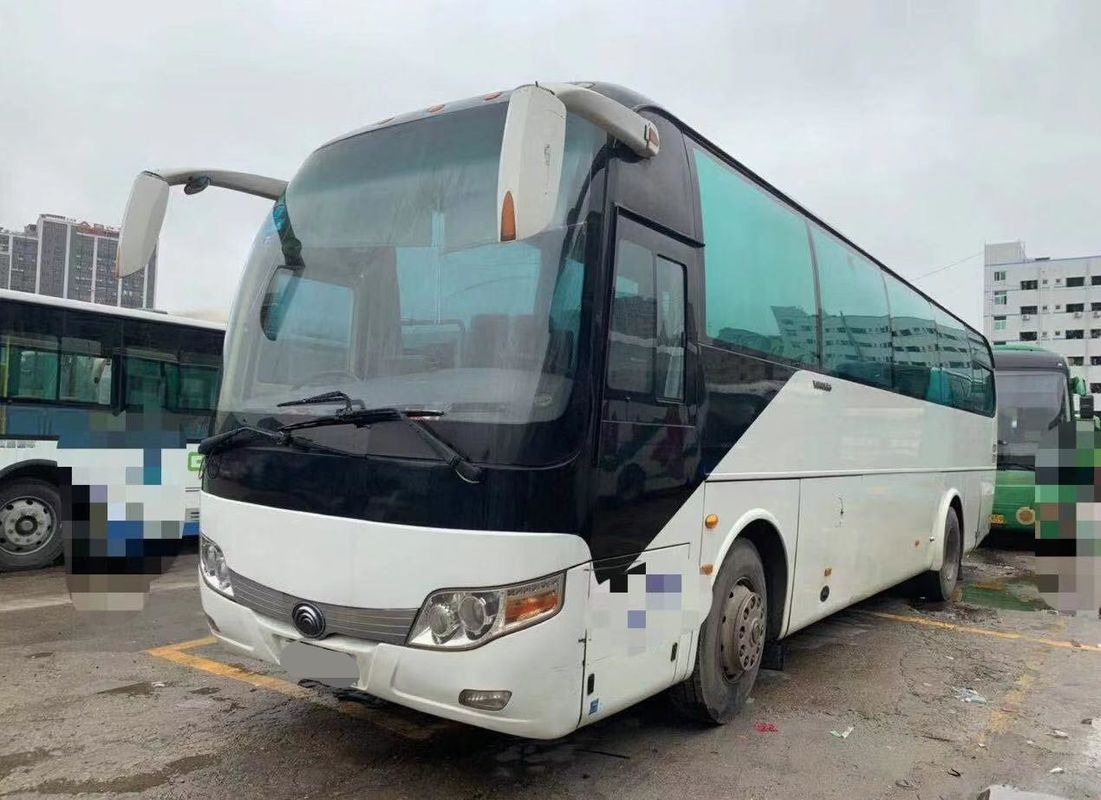 2013 বছর ডিজেল ব্যবহৃত Yutong বাস 58 আসন ZK 6110 হোয়াইট রঙ