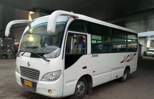 19 সিটার মিনি বাস ব্যবহৃত কোচ বাস ইউরো IV ডিজেল ইঞ্জিন ডংফেং ব্র্যান্ড