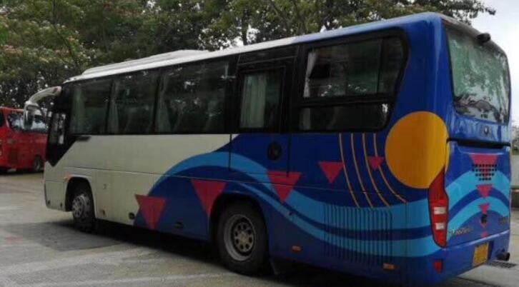39 আসন 260 এইচপি ব্যবহৃত ইউটং বাস 100km / H সর্বোচ্চ গতি 2010 বছর 8995 এক্স 2480 এক্স 3330 মিমি