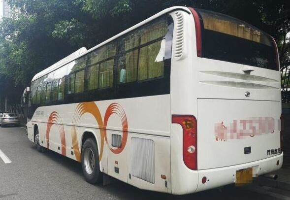 গোল্ডেন ড্রাগন ব্র্যান্ড ব্যবহৃত যাত্রী কোচ 2014 বছর ডিজেল ইউরো IV ইঞ্জিন 47 আসন