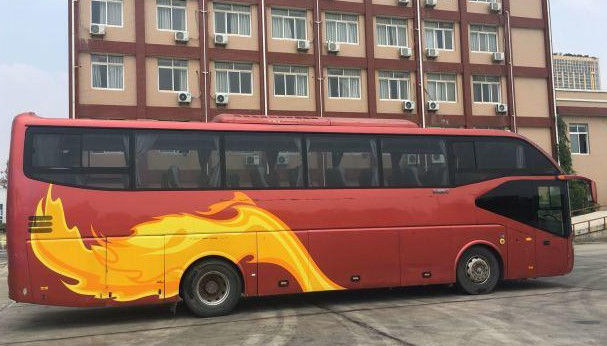 ব্যবহৃত ইউটং সেকেন্ড হ্যান্ড ট্যুরিস্ট বাস 2011 বর্ষ 51 আসন 6117 মডেল 100 কিলোমিটার / এইচ সর্বোচ্চ গতি