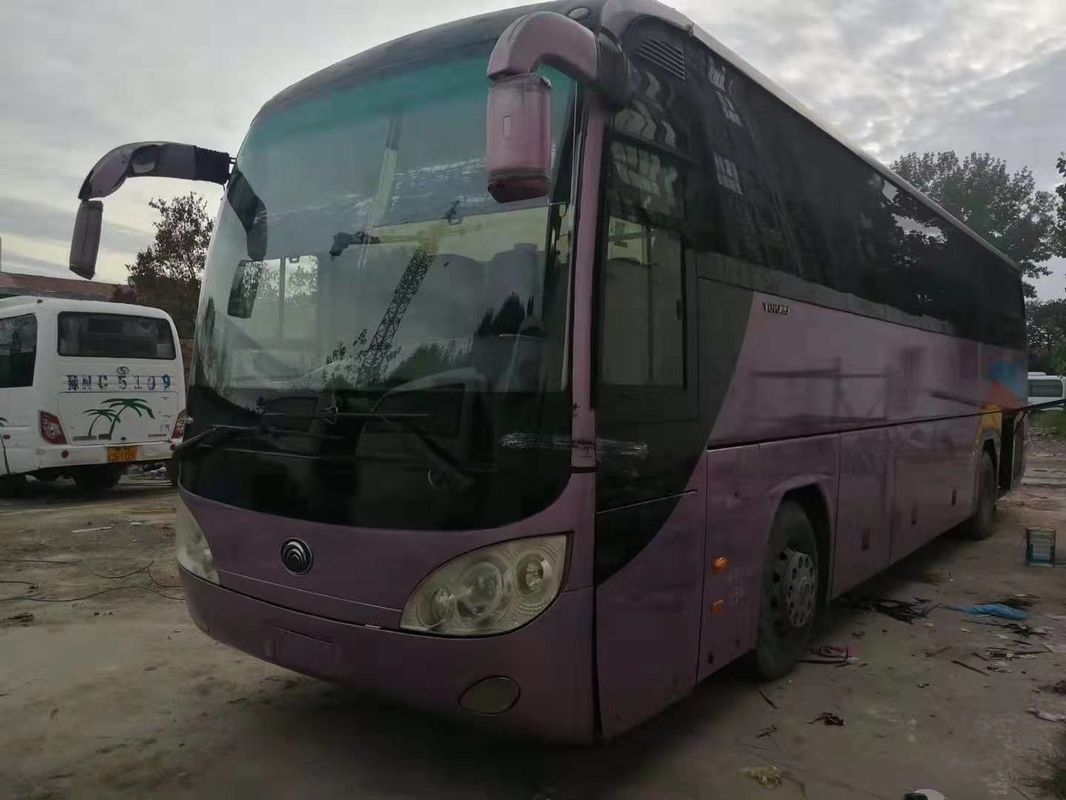 বাম হাতের স্টিয়ারিং 55 সিটার বাস ব্যবহার করা হয়েছে 2011 বছর 6120HY19 চামড়ার আসনগুলির সাথে বেগুনি