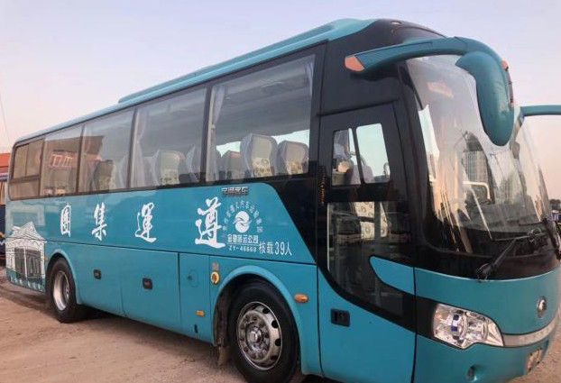 9m দৈর্ঘ্যের Yutong ZK6908 ডিজেল ব্যবহৃত বাণিজ্যিক বাস 2015 সালের 39 আসনের ISO সার্টিফিকেশন