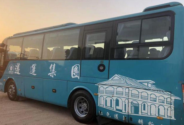 9m দৈর্ঘ্যের Yutong ZK6908 ডিজেল ব্যবহৃত বাণিজ্যিক বাস 2015 সালের 39 আসনের ISO সার্টিফিকেশন
