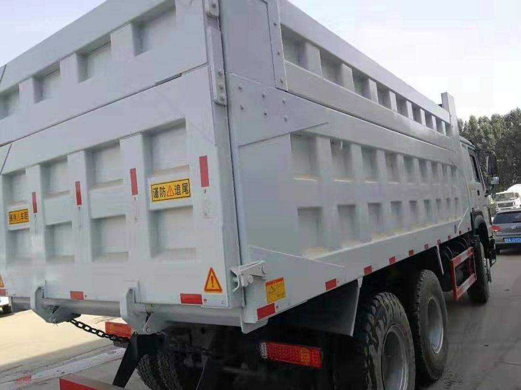 ZZ3317N3867 ডাম্প হ্যান্ড ড্রাইভ সহ ব্যবহৃত ডাম্প ট্রাক 8 * 4 12 টায়ার টিপার ট্রাক
