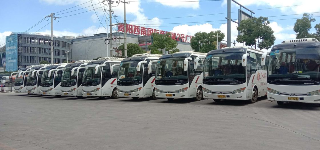 2015 সালের ডিজেল 168kw Kinglong XMQ6898 ব্যবহৃত কোচ বাস 39/45 আসনের বিলাসবহুল আসন