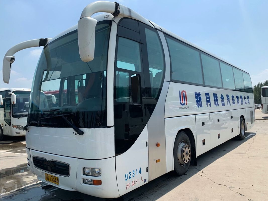 বিক্রয় মডেল ZK6122 ডাবল দরজা 51 সিট ইস্পাত চ্যাসিস ইউরো তৃতীয় ভাল অবস্থা জন্য ইউটং বাস ব্যবহৃত