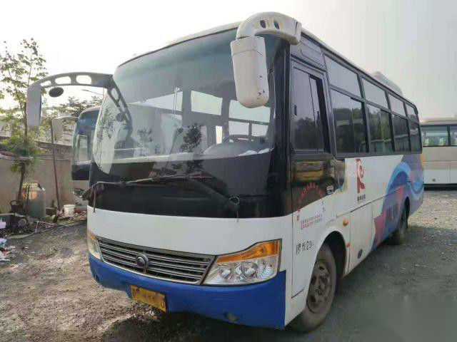 ISO Yutong ZK6752D 29 আসনের LHD ব্যবহৃত যাত্রীবাহী বাস ইস্পাত চেসিস একক দরজা