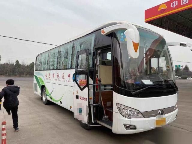 বাম স্টিয়ারিং একক দরজা এয়ারব্যাগ চ্যাসিস লাক্সারি ভিআইপি আসন ব্যবহৃত যাত্রীবাহী বাস ব্যবহৃত ইউটং বাস ব্র্যান্ড জেড কে 6908 38 আসন