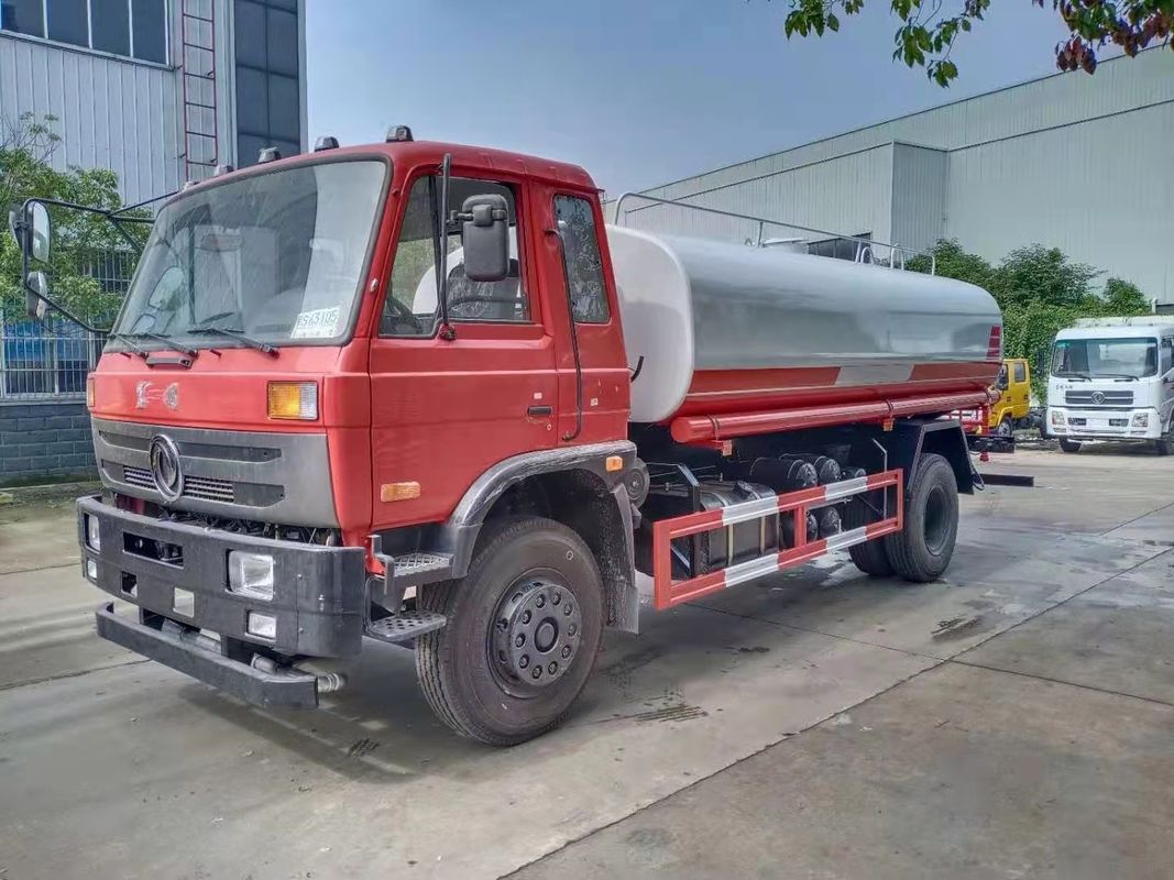15 কিউবিক মিটার 18 টন ডংফেং 4x2 6x4 জলের ট্যাঙ্ক ফায়ার ট্রাক স্প্রিংকলার বিক্রয়