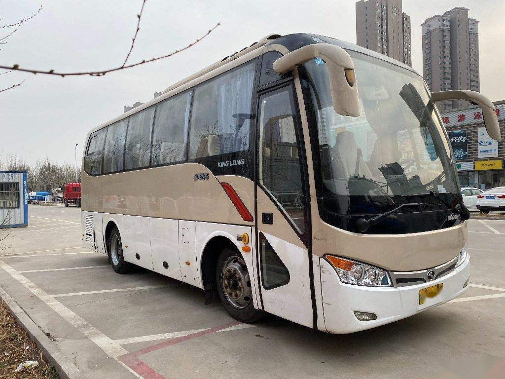 কিংলং বাস মডেল XMQ6802 32 সিট ইস্পাত চ্যাসিস বাম হাতের ড্রাইভ ব্যবহৃত ট্যুর বাস ব্যবহৃত হয়েছে