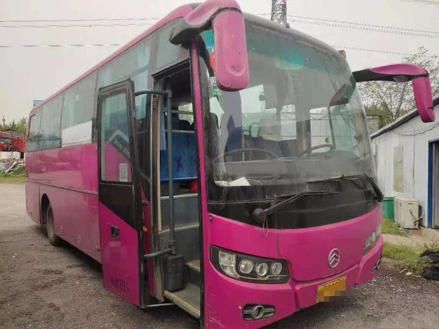 বর্তমান গোল্ডেন ড্রাগন XML6807 ব্যবহৃত কোচ বাস 33 টি আসন ব্যবহৃত বাস ডিজেল ইঞ্জিন 140kw কোনও দুর্ঘটনা নয় এলএইচডি বাস