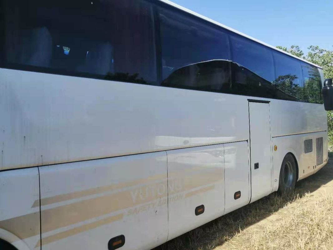 55 আসন ইউটং ZK6127H বাস ব্যবহৃত কোচ বাস 2011 বর্ষ নতুন আসন ডিজেল ইঞ্জিন আরএইচডি ভাল অবস্থায়