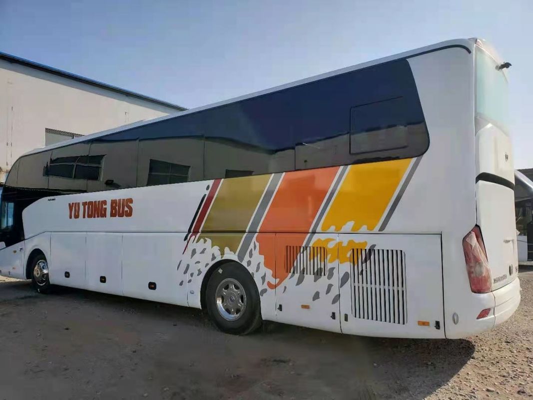 2016 বর্ষ 51 আসন ডাবল দরজা Zk6122 নতুন আসন 30000km মাইলেজ সহ ইউটং বাস ব্যবহৃত