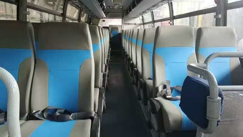 39 আসন ZK6908 ব্যবহৃত YutongBus ব্যবহৃত কোচ বাস 2013 বছরের স্টিয়ারিং LHD ডিজেল ইঞ্জিন