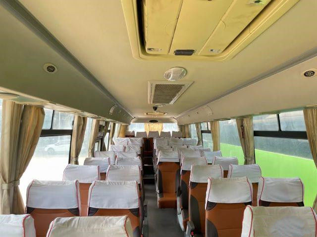 ব্যবহৃত Kinglong বাস XMQ6110 রিয়ার ইঞ্জিন ব্যবহৃত কোচ বাস ডাবল ডোর 50 আসন ইউরো IV এয়ারব্যাগ চ্যাসি