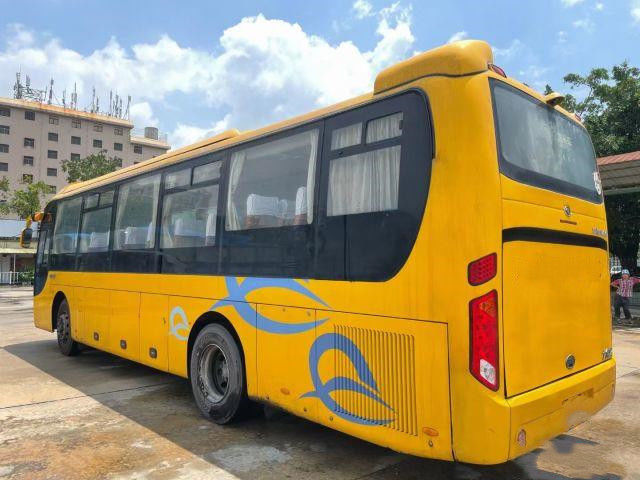ব্যবহৃত Kinglong বাস XMQ6110 রিয়ার ইঞ্জিন ব্যবহৃত কোচ বাস ডাবল ডোর 50 আসন ইউরো IV এয়ারব্যাগ চ্যাসি