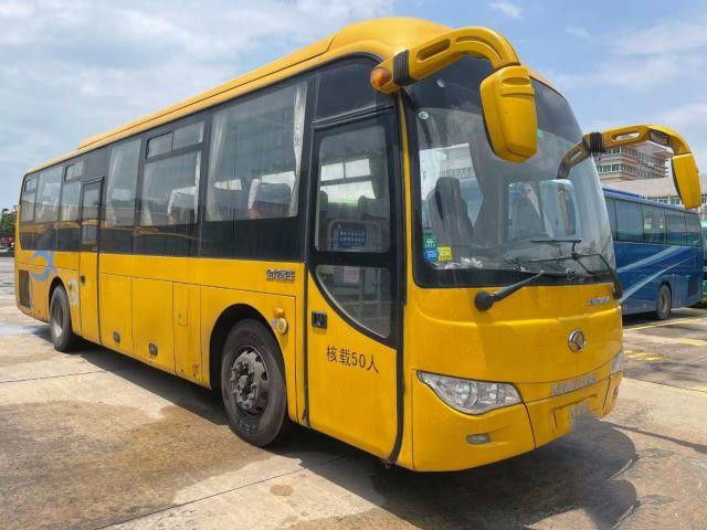 ব্যবহৃত Kinglong বাস XMQ6110 রিয়ার ইঞ্জিন ব্যবহৃত কোচ বাস ডাবল ডোর 50 আসন ইউরো IV এয়ারব্যাগ চ্যাসি