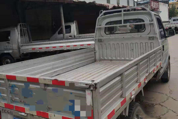 Dongfeng ব্র্যান্ড 6 চাকার হালকা কার্গো ট্রাক 102HP আফ্রিকার জন্য ব্যবহৃত মিনি ডাম্প ট্রাক