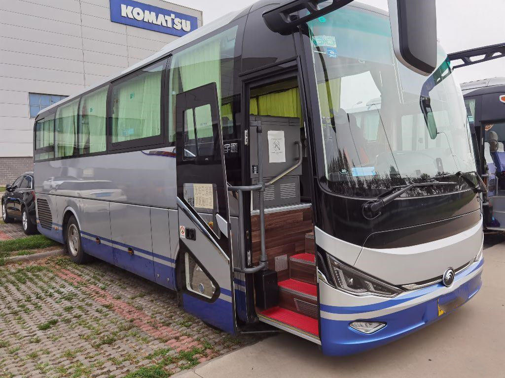 সেকেন্ড হ্যান্ড বাস Yutong ZK6907 লাক্সারি কোচ গ্যাসোলিন ইঞ্জিন চায়না ইলেকট্রিক বাস টিভি সহ