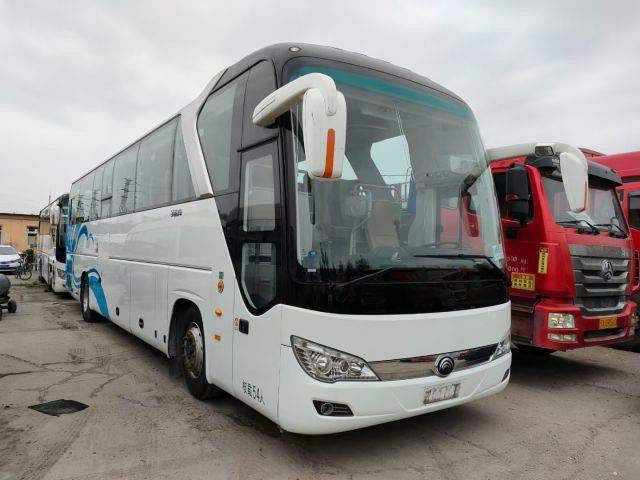 2018 সালের 54 আসন ব্যবহৃত ইউটং বাস LHD স্টিয়ারিং ZK6122HQ ব্যবহৃত কোচ বাস এয়ার কন্ডিশনার