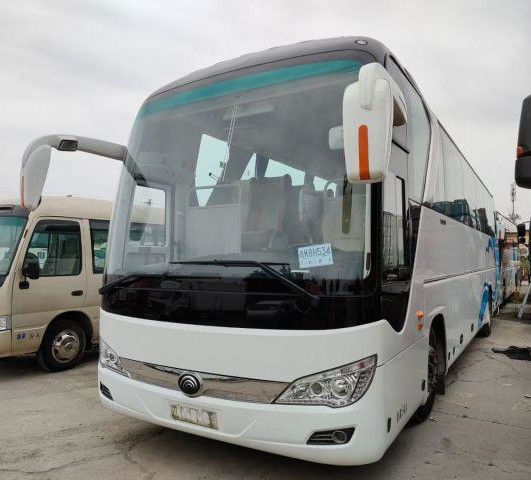 2018 সালের 54 আসন ব্যবহৃত ইউটং বাস LHD স্টিয়ারিং ZK6122HQ ব্যবহৃত কোচ বাস এয়ার কন্ডিশনার