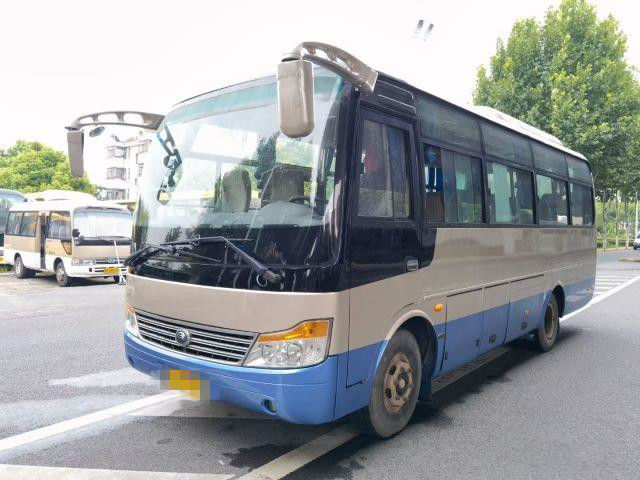 2014 বছর 30 আসনের ব্যবহৃত বাস ব্যবহৃত ইউটং বাস ZK6752D সামনের ইঞ্জিন সহ পর্যটনের জন্য ব্যবহৃত কোচ বাস