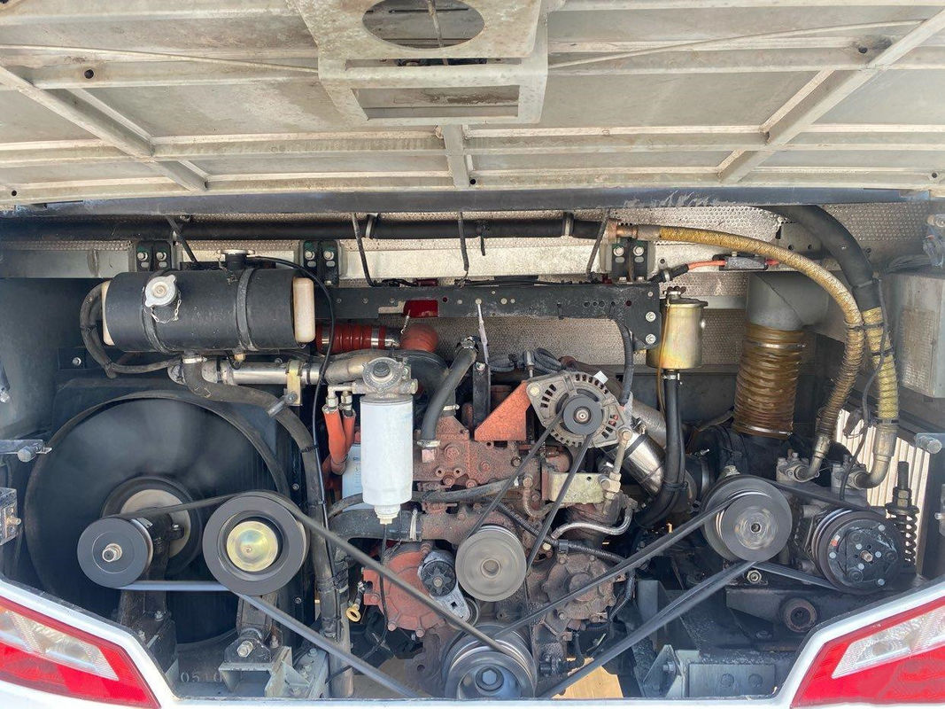 ব্যবহৃত ট্যুর বাস Kinglong XMQ6802 ব্যবহৃত বাস 34 আসন ইউচাই ইঞ্জিন ইউরো 5 ইস্পাত চ্যাসি উচ্চ মানের