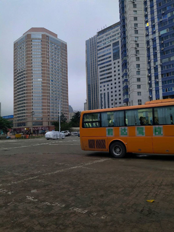 2011 সাল 43 আসনের LHD স্টিয়ারিং ব্যবহৃত Yutong ZK6107 বাস ব্যবহৃত কোচ বাস 100km/H