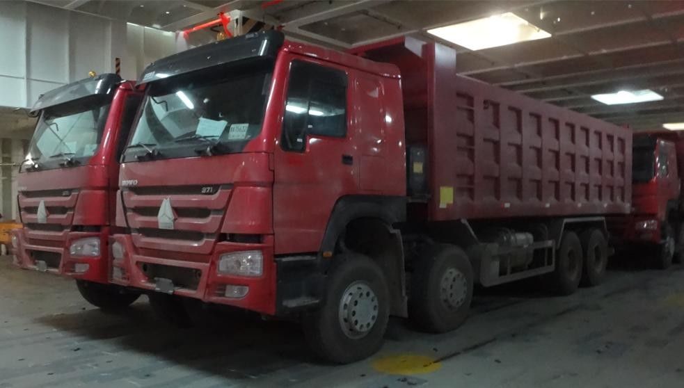 খনির পরিবহনের জন্য একেবারে নতুন HOWO 8x4 371HP 25CBM ডাম্প ট্রাক