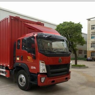 সেকেন্ড হ্যান্ড Howo Sinotruk লরি ট্রাক 4x2 ড্রাইভ মোড Howo 151hp কার্গো ট্রাক ব্যবহার করা হয়েছে