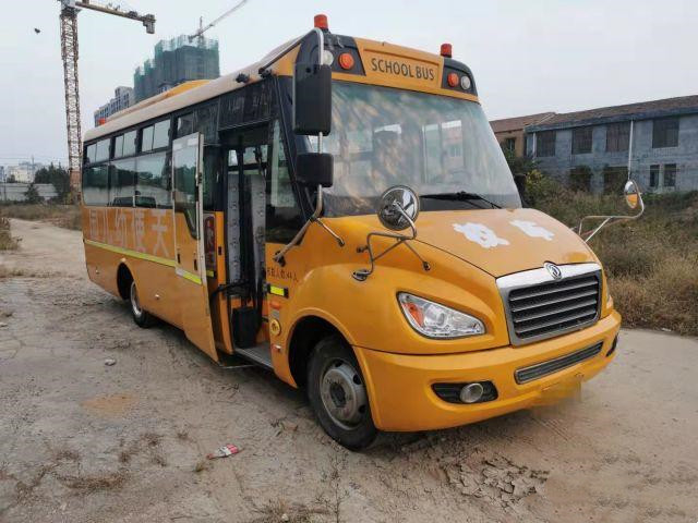 ব্যবহৃত স্কুল বাস ডংফেং EQ6750 টু-ইয়োটা কোস্টার 2018 30 আসনের বাস কোচ বাস ব্যবহৃত 44 আসন
