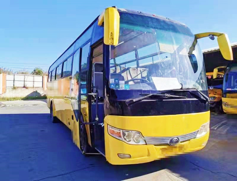 ব্যবহৃত ইউটং বাস Zk6110 60 আসন ইউচাই রিয়ার ইঞ্জিন 2+3 লেআউট এলএইচডি ট্যুর কোচ