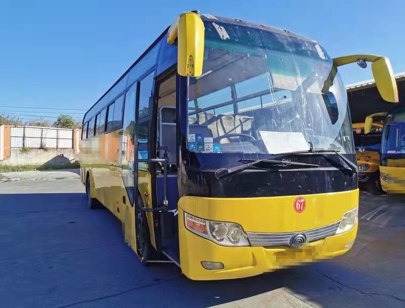 60 আসন 2013 বছরের ব্যবহৃত বাস Zk6110 পিছনের ইঞ্জিন Yutong ব্যবহৃত কোচ কোম্পানি কমিউটার বাস